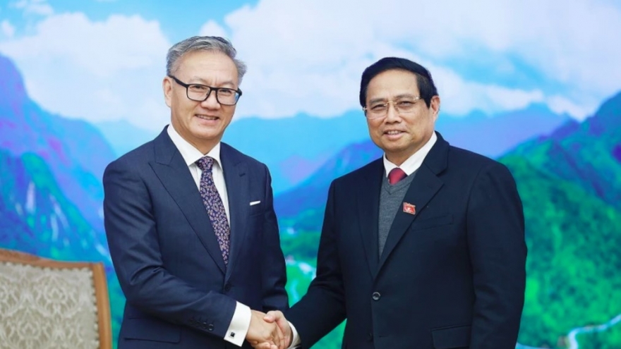 Prime Minister welcomes top Lao diplomat in Hanoi